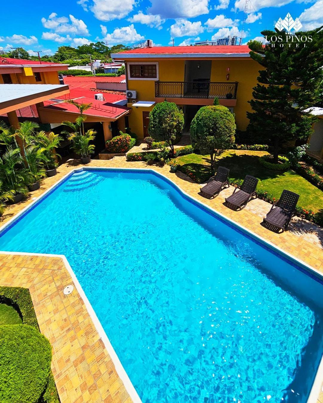 Hotel Los Pinos 마나과 외부 사진