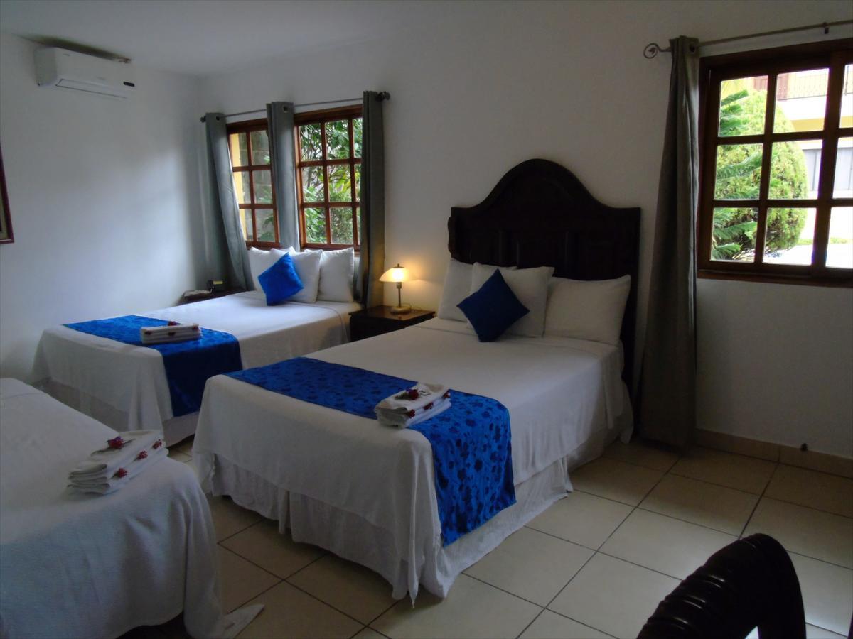 Hotel Los Pinos 마나과 외부 사진